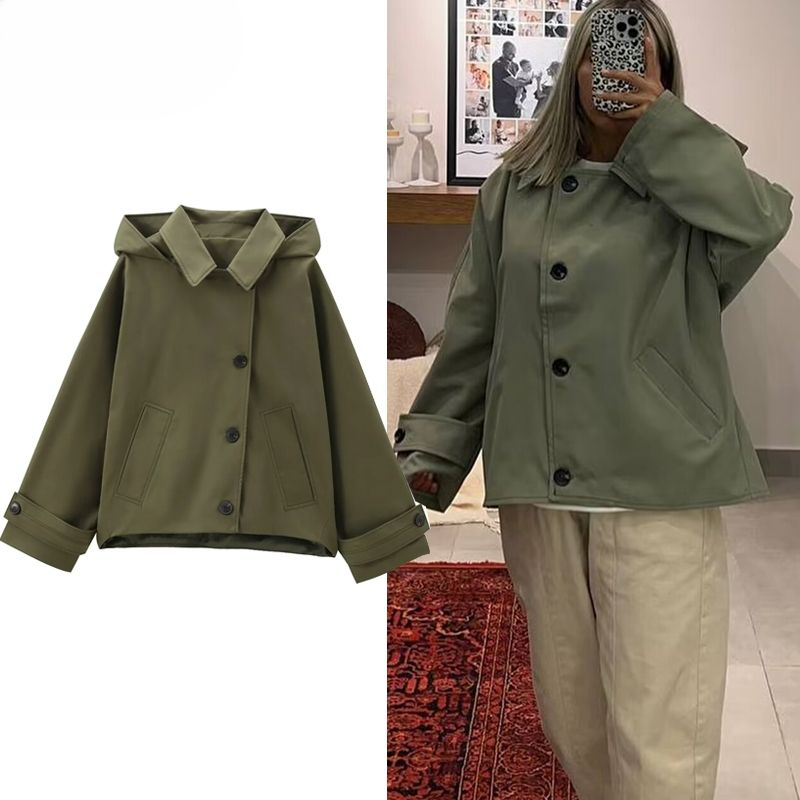 Trench court à capuche pour femme – léger et élégant