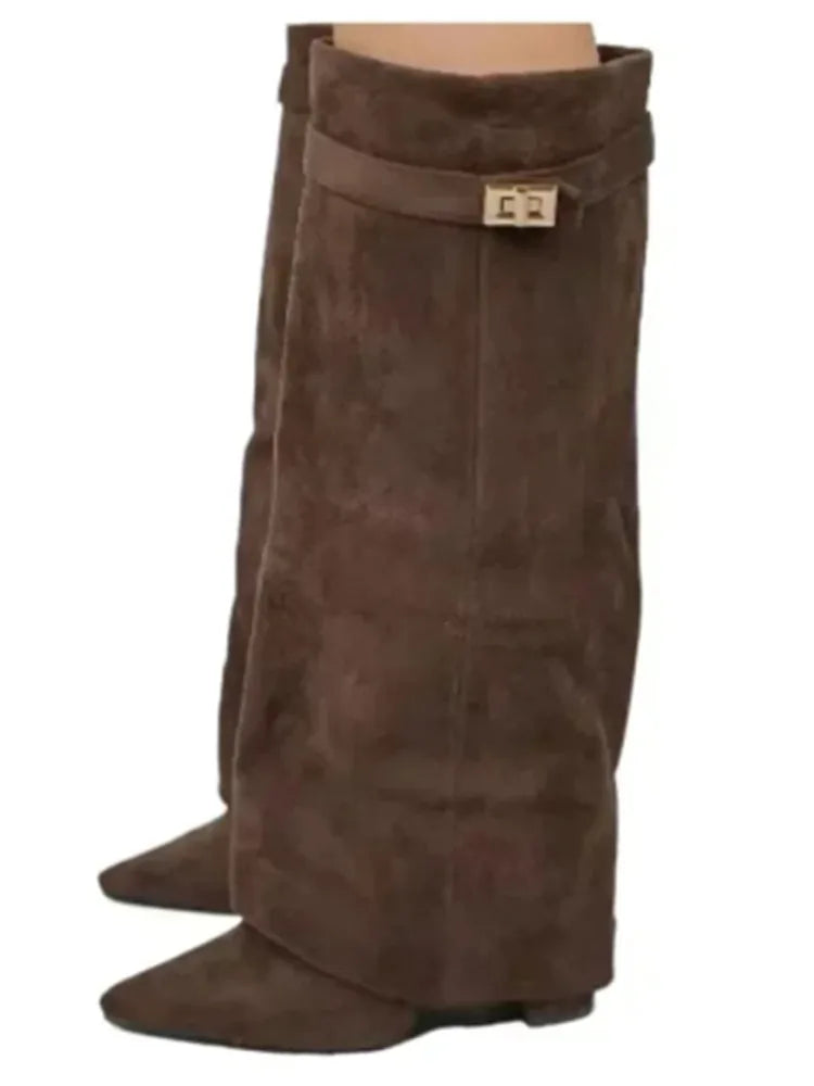 Bottes hautes avec boucle en métal