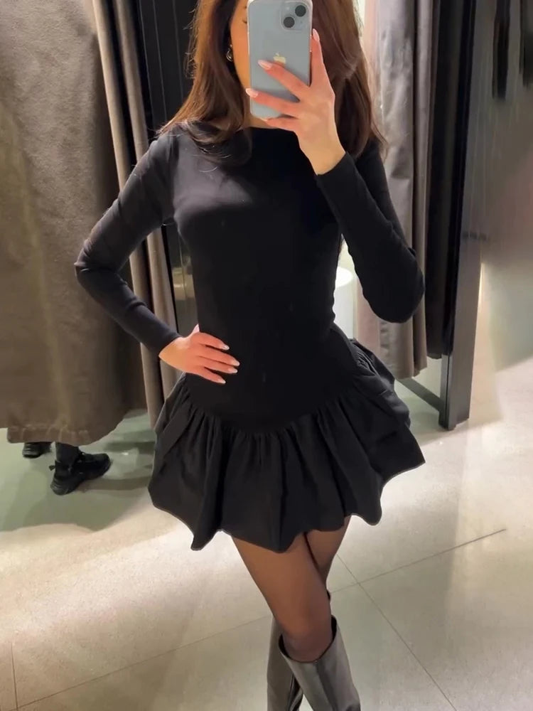 Mini robe à volants