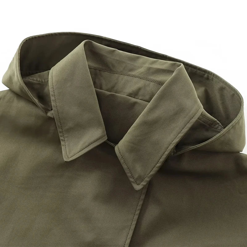 Trench court à capuche pour femme – léger et élégant