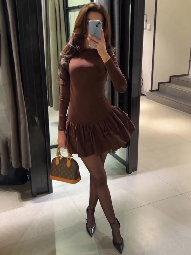Mini robe à volants