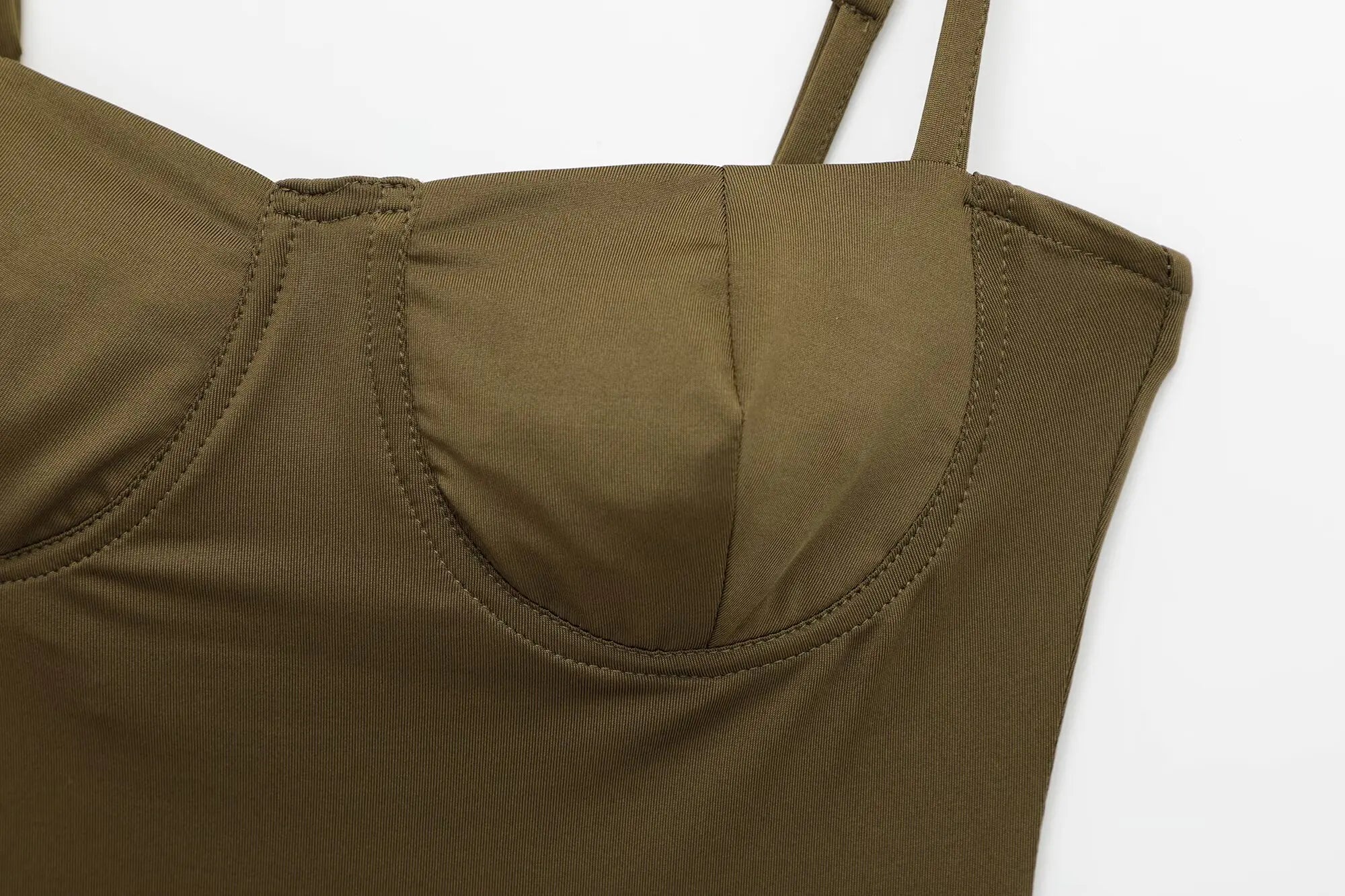 Body de couleur pour été avec brotel