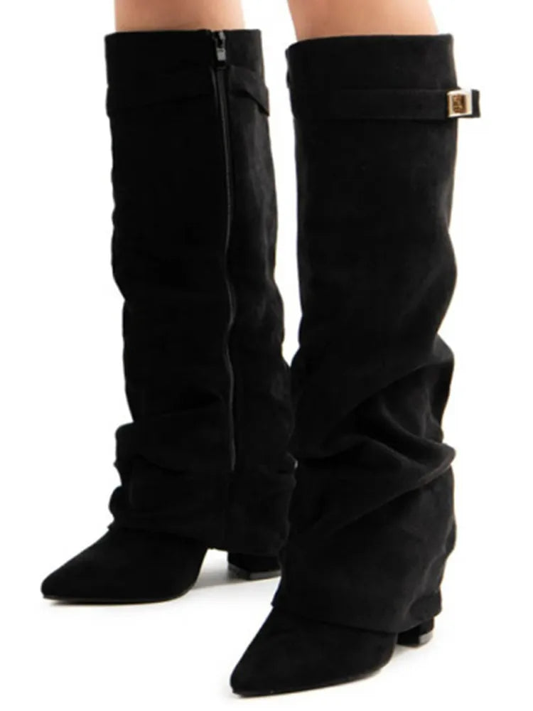 Bottes hautes avec boucle en métal
