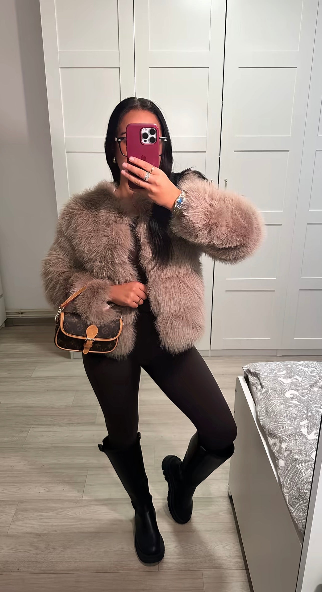 Manteau en fausse fourrure