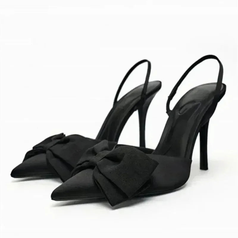 Talon haut avec noeuds