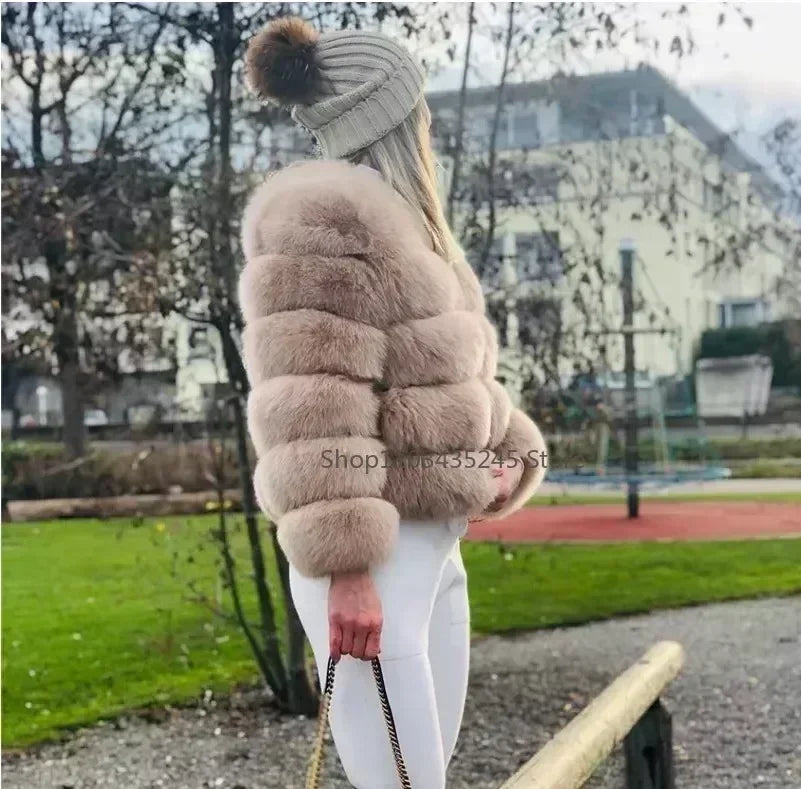 Manteau en fausse fourrure